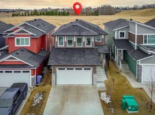 1025 N Iron Landing Way, Crossfield, AB T0M 0S0
