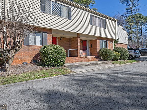 2nd image of 3312 Northcrest Rd APT C