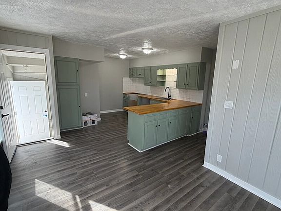 2nd image of 3251 Orchard St #A