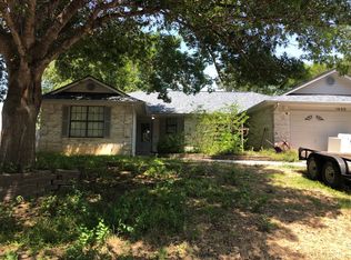 1968 Queen Victoria Dr, New Braunfels, TX 78130