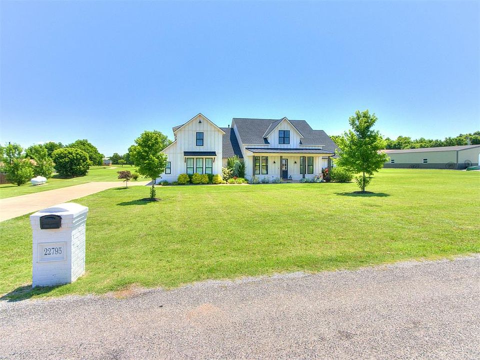 1st image of 22795 Cterling Dr