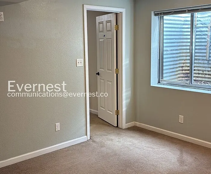 250 Opal Ct — Photo 19