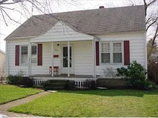 1st image of 840 Echo Ave