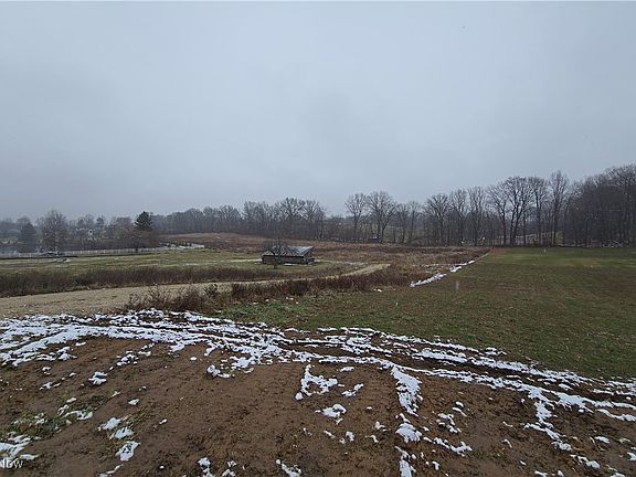 2nd image of V/l Farmbrook Ave