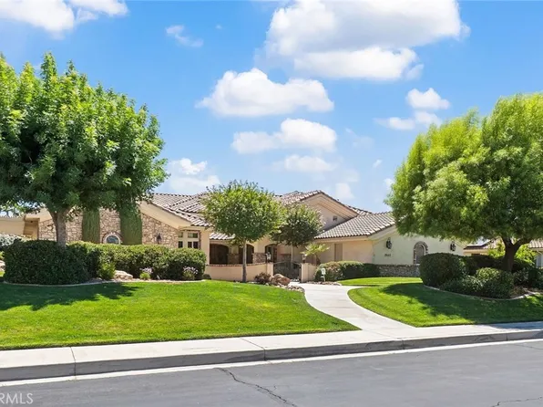 19163 Kanbridge St, Apple Valley, CA 92308