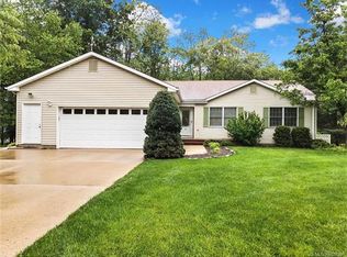 45 Carolyn Ct, Eatontown, NJ 07724