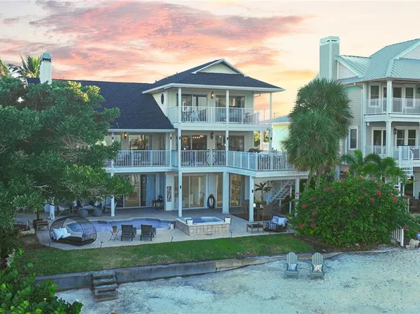 255 46th Ave, Saint Pete Beach, FL 33706