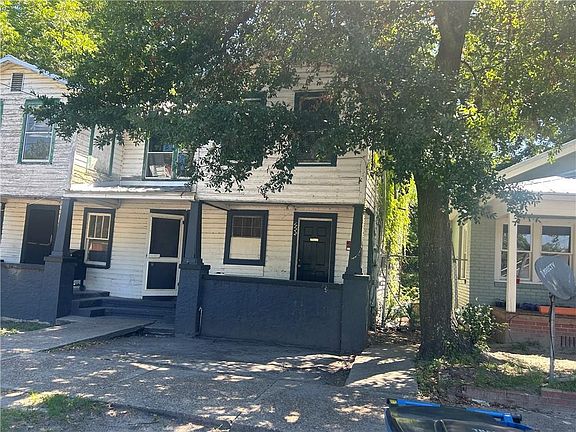 2nd image of 1722/17225 Albany St