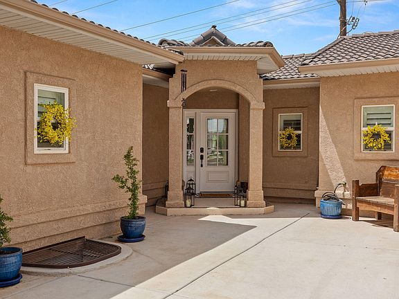 2nd image of 1983 N Centennial Cir