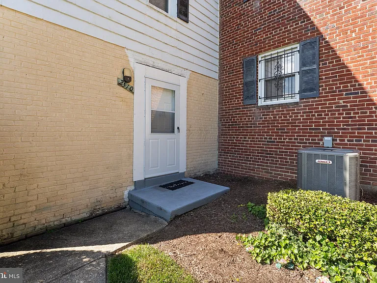 2510 Iverson St — Photo 19