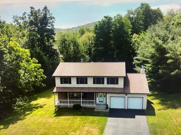 14 Cheesecote Court, Stony Point, NY 10980