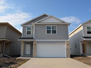 3552 47th Ave S, Fargo, ND 58104