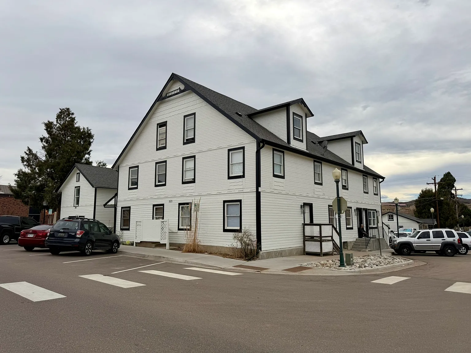 1 bed, 712 sqft, $1,600 — Photo 1