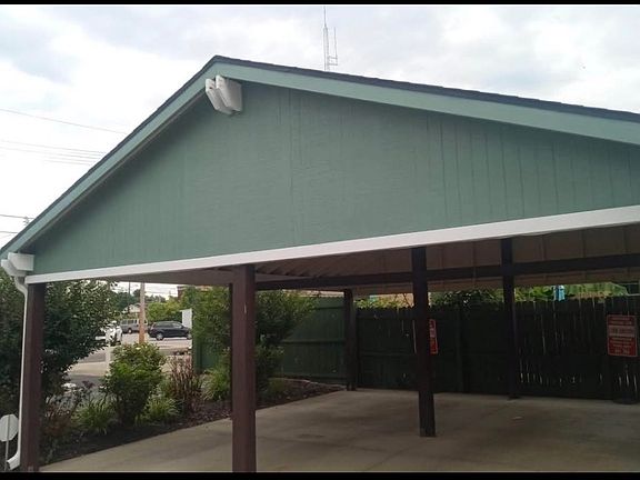 3rd image of 129 S Main St #1