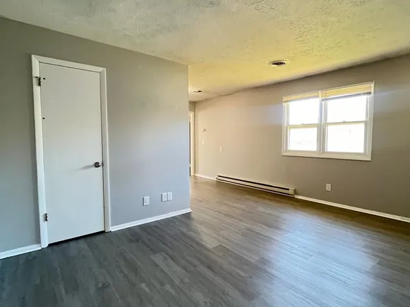 2111 Todd Dr, 2111 Todd Dr #8, Bloomington, IL 61704