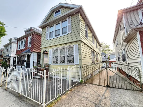 1121 Underhill Ave, Bronx, NY 10472