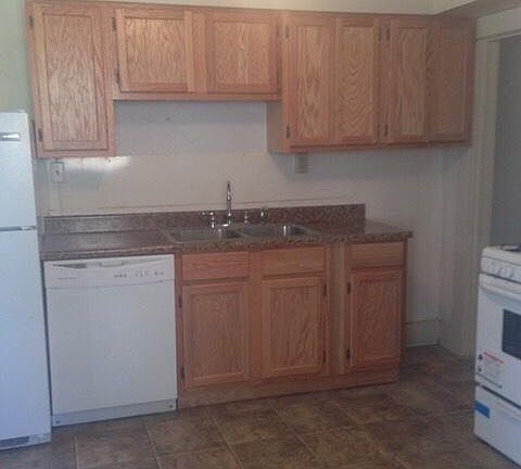 5th image of 731 Willey St