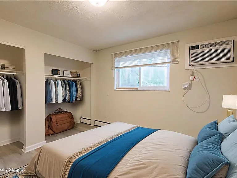 2145 Harrison Ave #17 — Photo 8