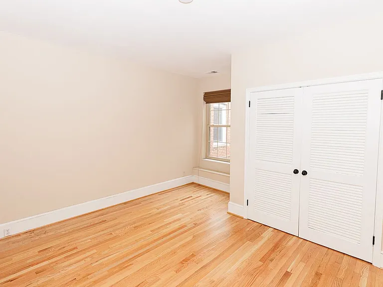 1738 T St NW #4 — Photo 18