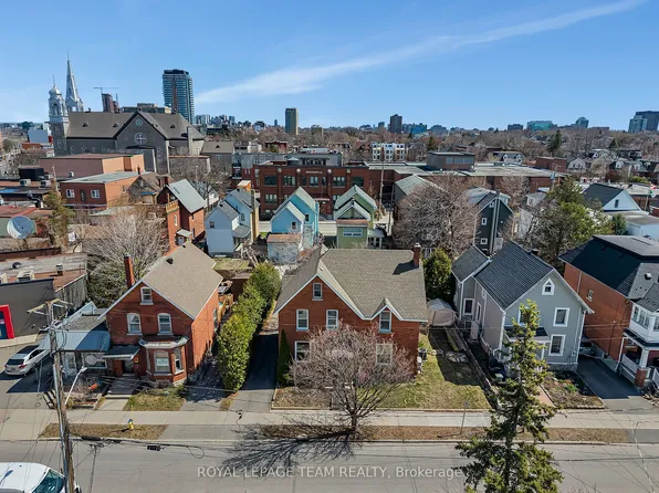 11 Sherbrooke Ave, Ottawa, ON K1Y 1R8