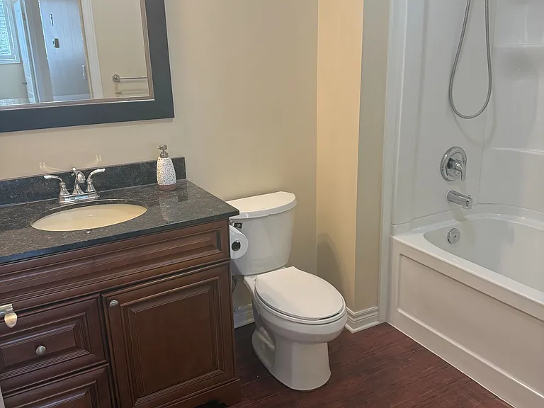 320 Vine St #3B — Photo 11