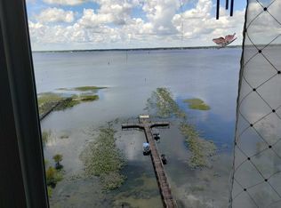2131 Lakeview Dr, Sebring, FL 33870