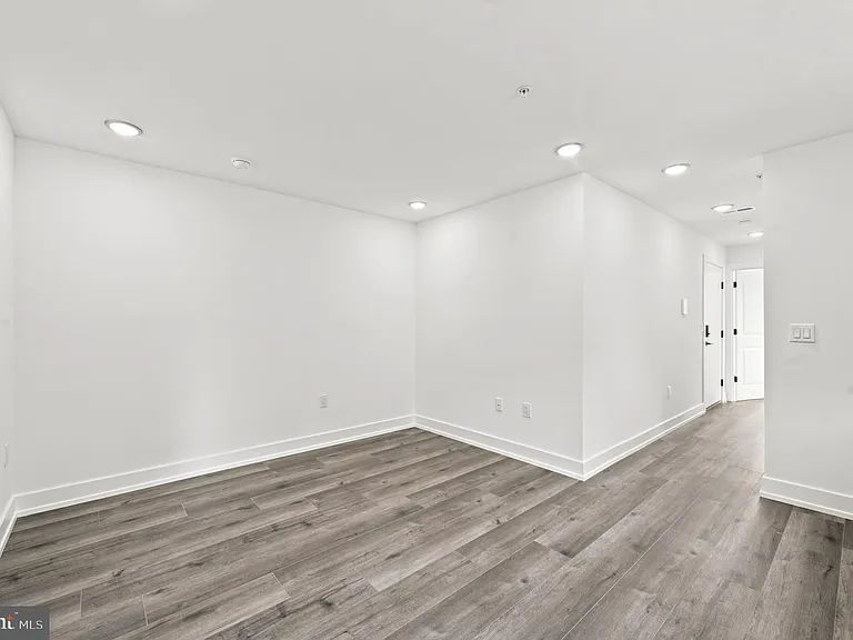1514 S 22nd St #2 — Photo 40