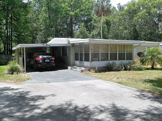 111 Hibiscus Dr