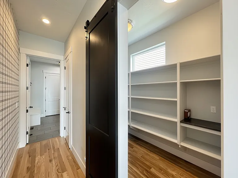 5561 E Hootowl Dr — Photo 29