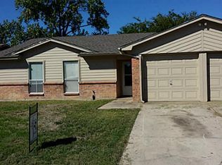 620 Edwards Dr, Saginaw, TX 76179