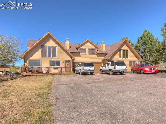 2nd image of 520 Forest Edge Cir #A & B