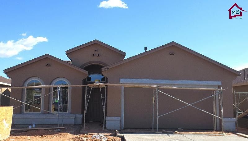 1st image of 5862 Coyote Flats St