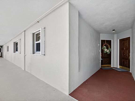 2nd image of 801 Lake Shore Drive #807