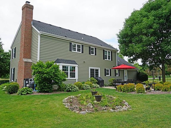5th image of W267N6608 Lakeview Ct