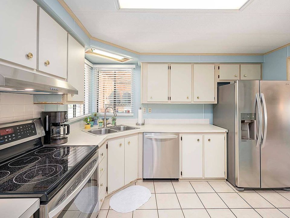1st image of 19233 Cedar Crest Ct #9N