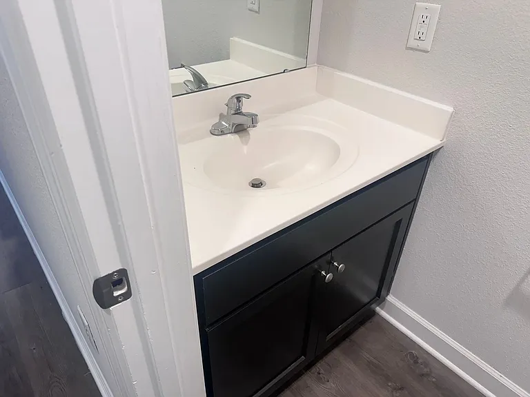 1417 NE Mary Ct — Photo 10