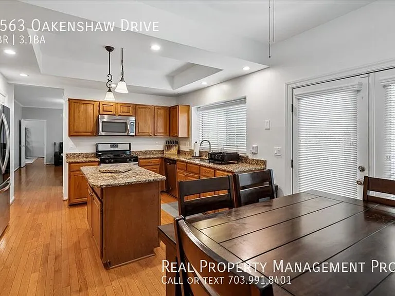 9563 Oakenshaw Dr — Photo 14