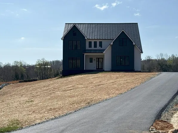 2040 Stockton Creek Ln, Afton, VA 22920