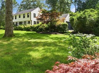 67 Love Ln, Warwick, RI 02886