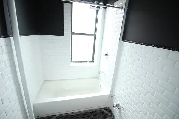 Rented by Realty Nerd | media 29