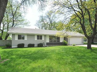 7709 67th Ave N, Brooklyn Park, MN 55428