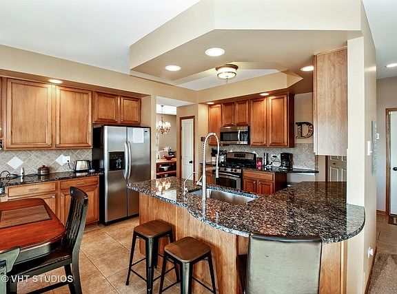 4th image of 16341 W Lakeside Dr
