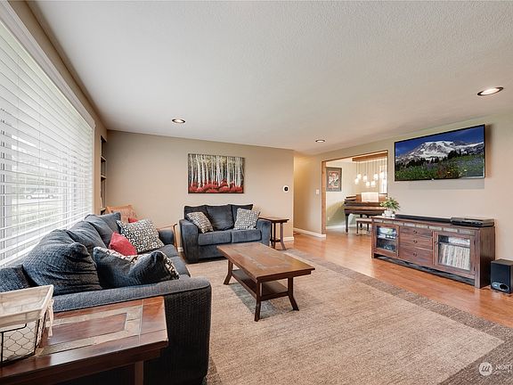 4th image of 11319 Willow Drive
