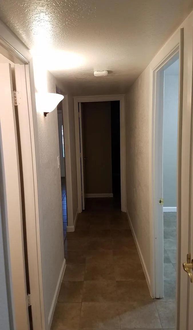 3 bed, 1600 sqft, $2,450 — Photo 4