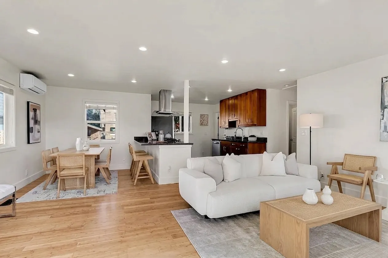 4 bed, 1720 sqft, $7,000 — Photo 2