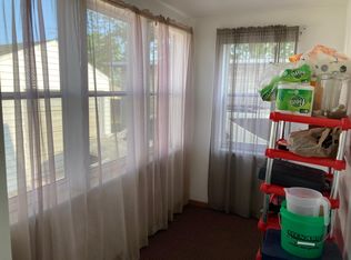 5911 48th Ave, Kenosha, WI 53144