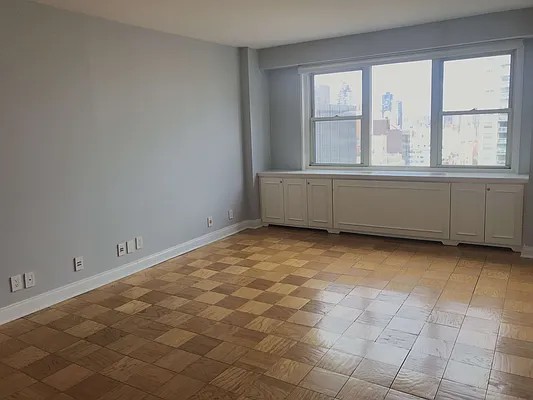 Rented by NY NY Condo, Inc | media 7