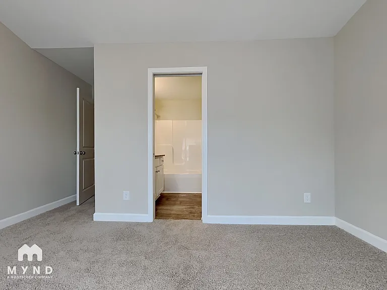 157 McKinnon Ave NE — Photo 11