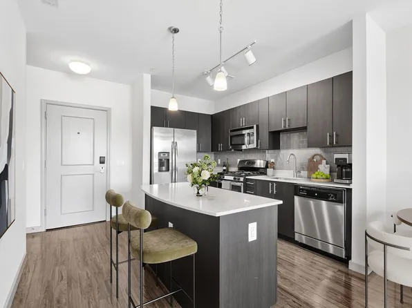 7001 Arlington at Bethesda