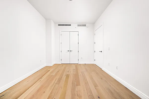 Rented by Nooklyn NYC LLC | media 39